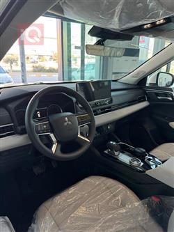 ميتسوبيشي اوتلاندر